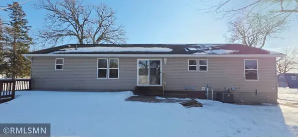 212 1st ST S, Royalton, MN 56373