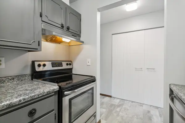 3200 Virginia AVE S #107, Saint Louis Park, MN 55426
