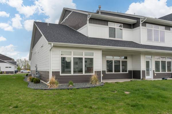 417 Prairie Rose TRL, Mankato, MN 56001