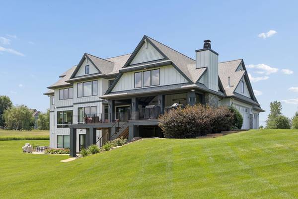3175 Tuckborough TRL, Long Lake, MN 55356