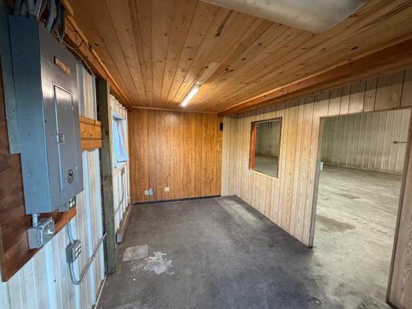 5626 Hwy 95 NW, Cambridge, MN 55008