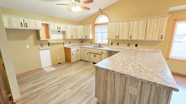 40566 Golden AVE, North Branch, MN 55056