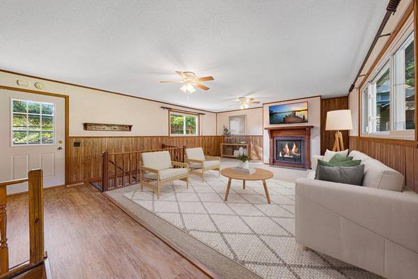 219 Davis ST, Le Sueur, MN 56058