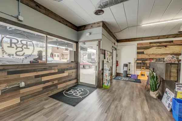 106 W Main ST, Roberts, WI 54023