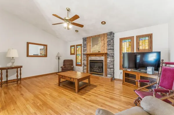 203 W Main ST, Blooming Prairie, MN 55917
