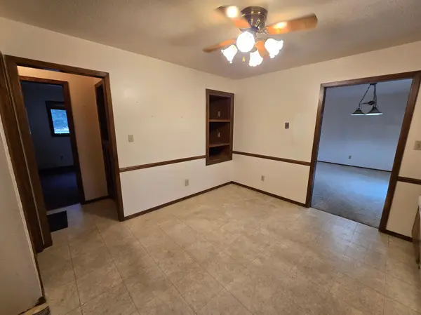 302 8th AVE NW, Pipestone, MN 56164