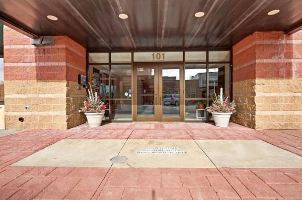 101 S Washington ST #302, Lake City, MN 55041