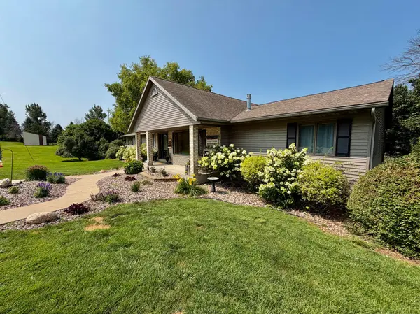 32337 Juniper RD, Chatfield, MN 55923