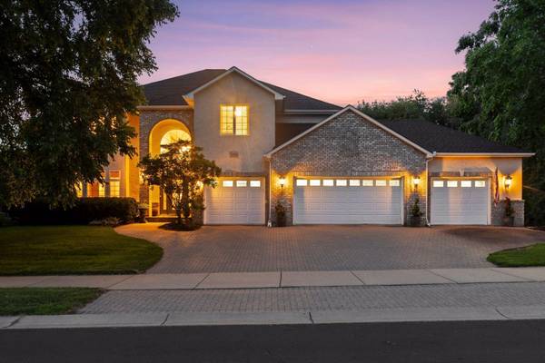 17558 George Moran DR, Eden Prairie, MN 55347