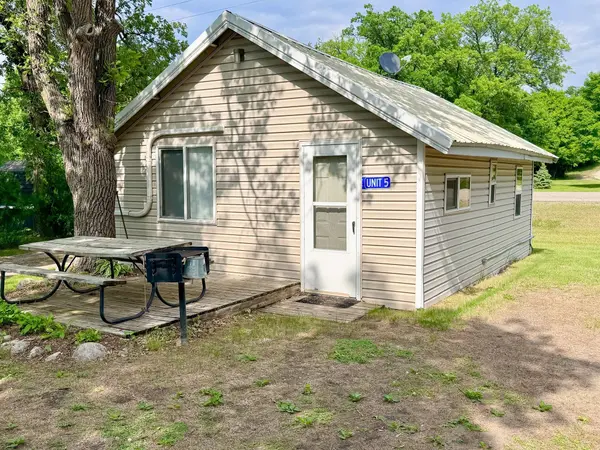 27649 Unit 5 Co Hwy 83, Battle Lake, MN 56515