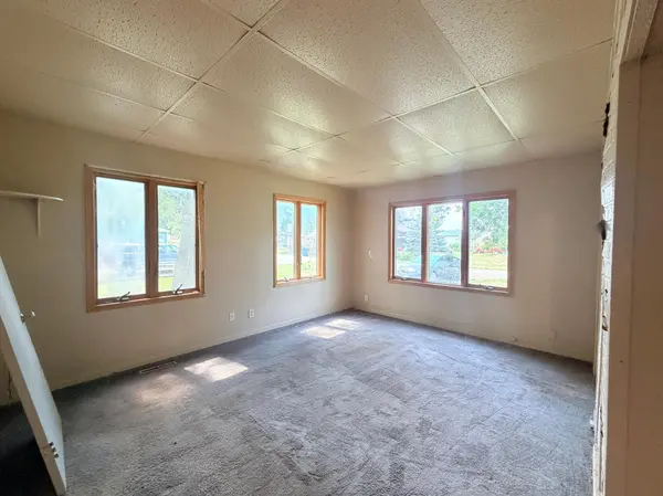 107 S Buckingham ST, Hardwick, MN 56134