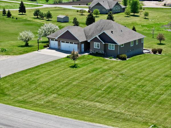 23672 Highland TRL, Fergus Falls, MN 56537