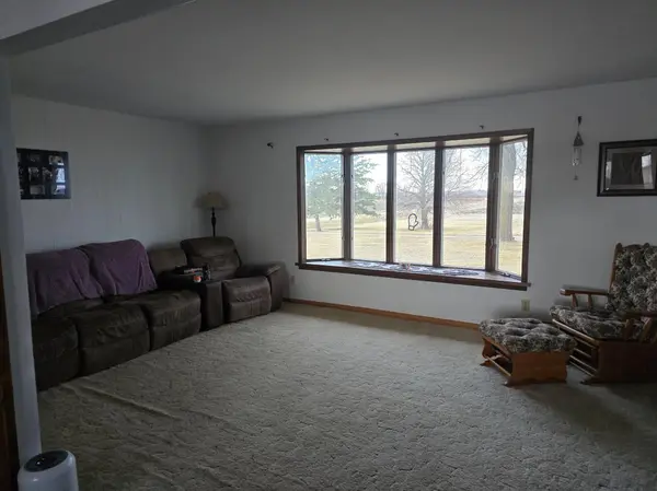 22525 Read AVE, Worthington, MN 56187