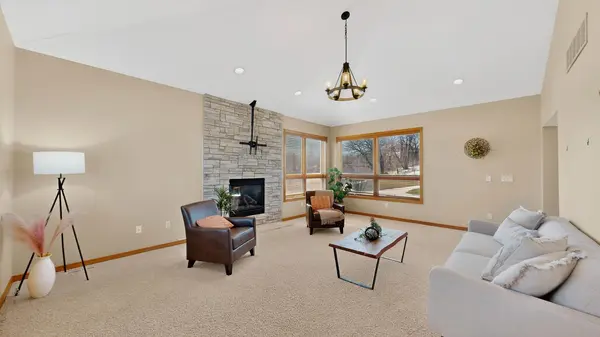 4823 Scenic Oak DR SW, Rochester, MN 55902