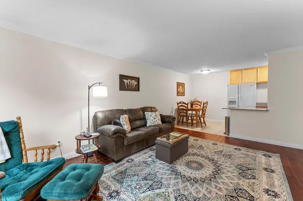 3120 Hennepin AVE #106, Minneapolis, MN 55408