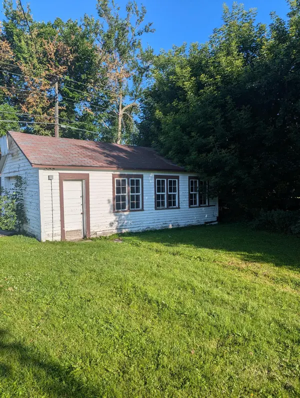 412 LANGER AVE S, Casselton, ND 58012