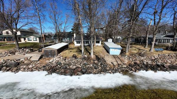 43333 Vista RD, Isle, MN 56342