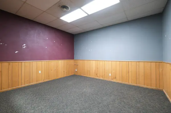 915 S Front ST, Mankato, MN 56001