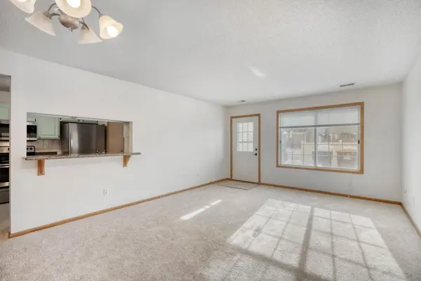 2017 Southcross DR W #707, Burnsville, MN 55306