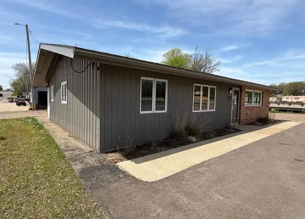 410 Springfield Pkwy, Jackson, MN 56143