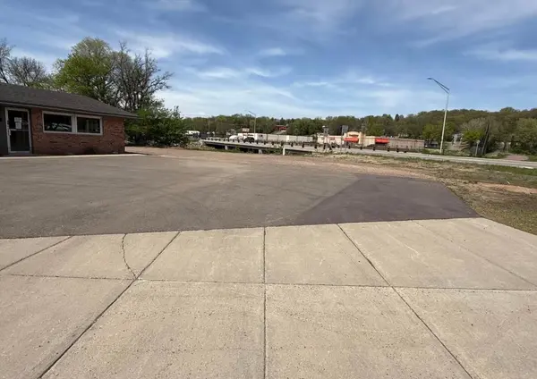 410 Springfield Pkwy, Jackson, MN 56143
