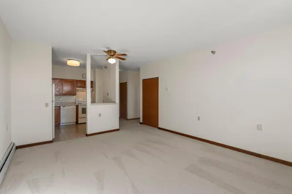 7600 Golden Valley RD #600, Golden Valley, MN 55427
