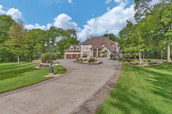 22905 Grovewood LN, Cold Spring, MN 56320
