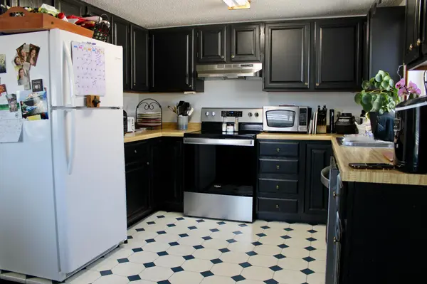 622 Saint Paul AVE S, Thief River Falls, MN 56701