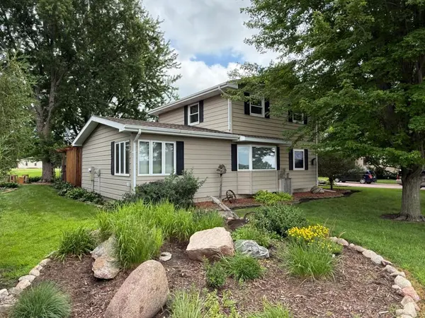 1134 10th ST, Westbrook, MN 56183