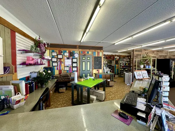 605 1st ST, Princeton, MN 55371