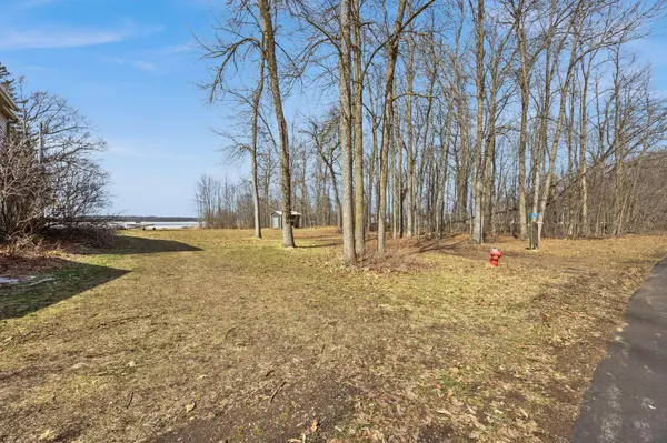 1290 Malone Park RD, Isle, MN 56342
