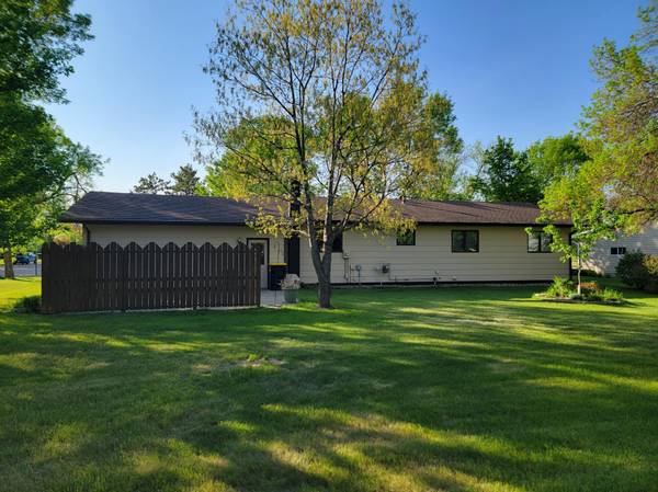 612 5th AVE SW, Perham, MN 56573