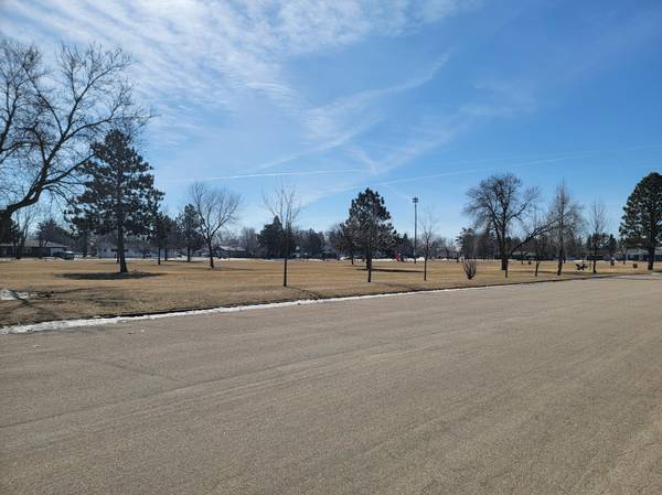 612 5th AVE SW, Perham, MN 56573