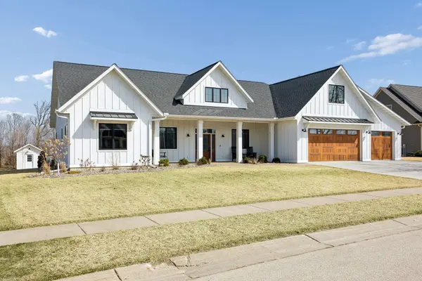 918 Hidden Meadow LN, Lake City, MN 55041