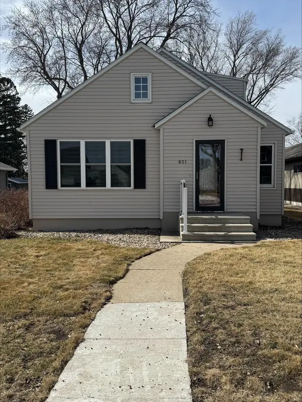 821 1st AVE W, Edgerton, MN 56128