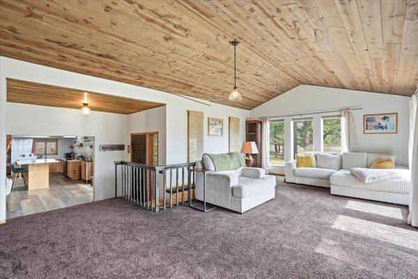 2124 12 1/4 AVE, Cameron, WI 54822