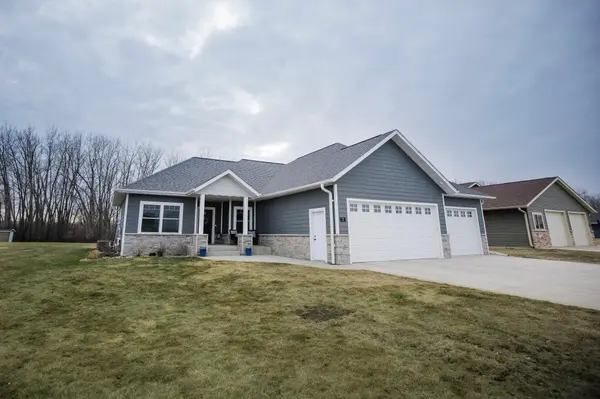 7 Rileys River RD, Morris, MN 56267