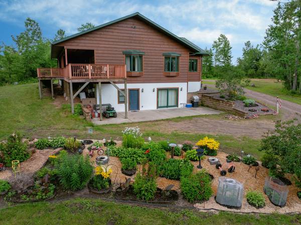 N5020 Red Pine TRL, Spooner, WI 54801