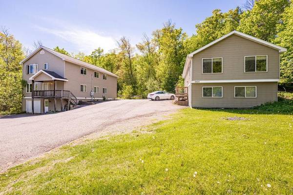 2425 Vermilion RD, Duluth, MN 55803
