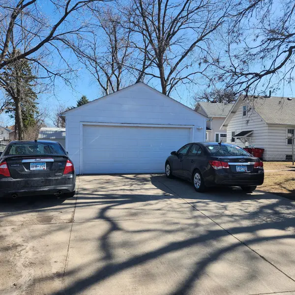 1110 W Oakland AVE, Austin, MN 55912