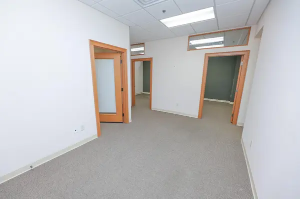 324 Broadway ST #218, Alexandria, MN 56308
