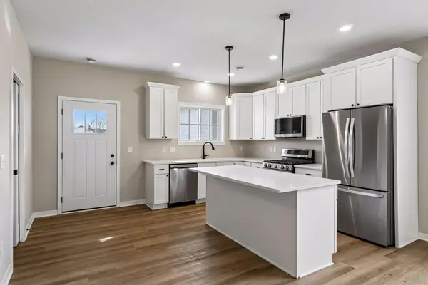 1307 Prairie LN, Saint Croix Falls, WI 54024