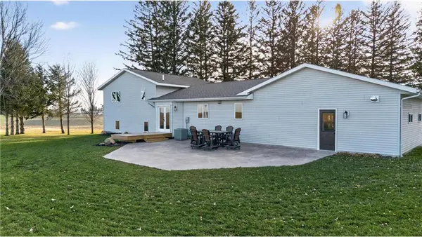15158 241st AVE, Preston, MN 55965