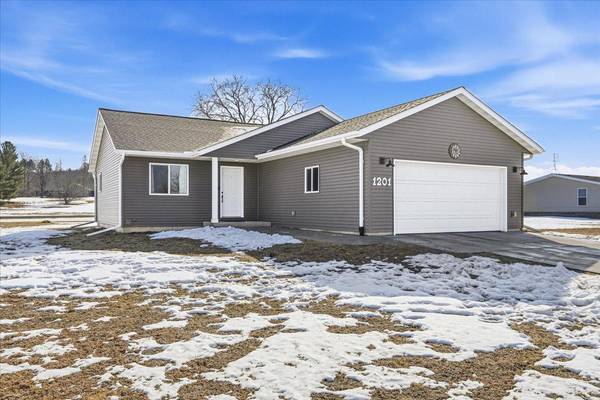 1201 Donald ST, Boyceville, WI 54725
