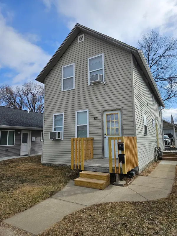 519 S 9th ST, Brainerd, MN 56401