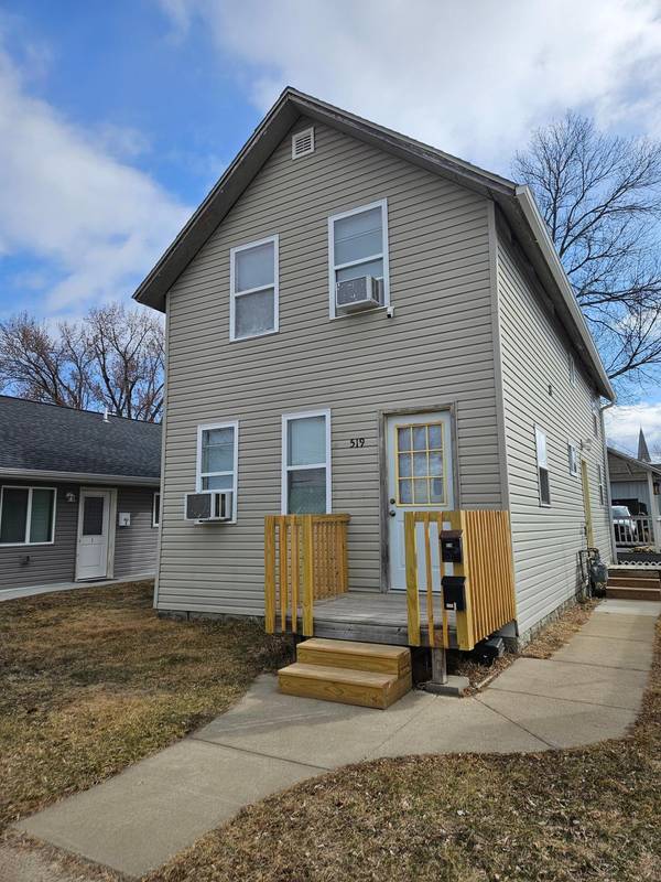 519 S 9th ST, Brainerd, MN 56401