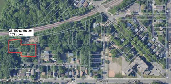 993 Kennard ST, North Saint Paul, MN 55106