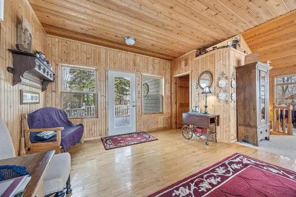 32331 Loon DR, Vergas, MN 56587