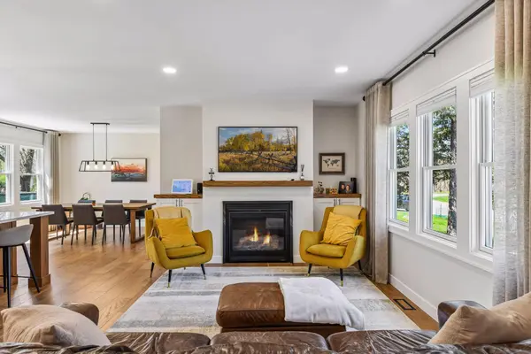 3374 Library LN, Saint Louis Park, MN 55426
