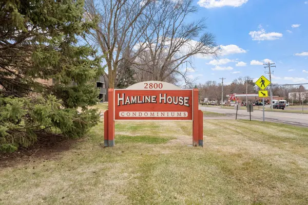 2800 Hamline AVE N #329, Roseville, MN 55113